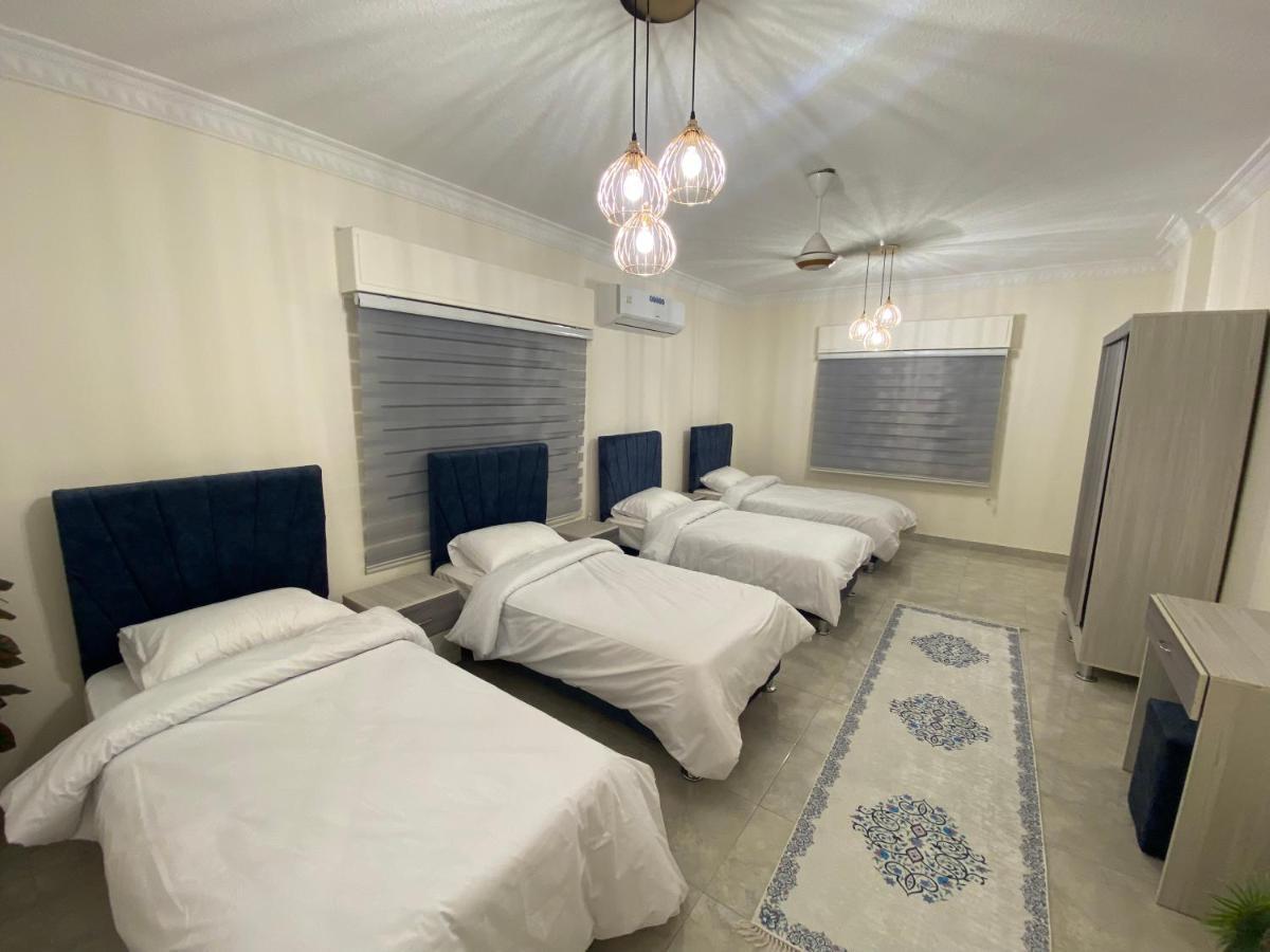 Lovely 3-Bedrooms Rental Unit Aqaba Bagian luar foto